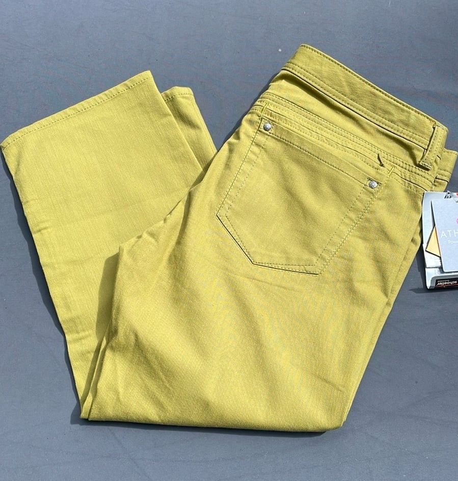 Athleta Frontier Capris