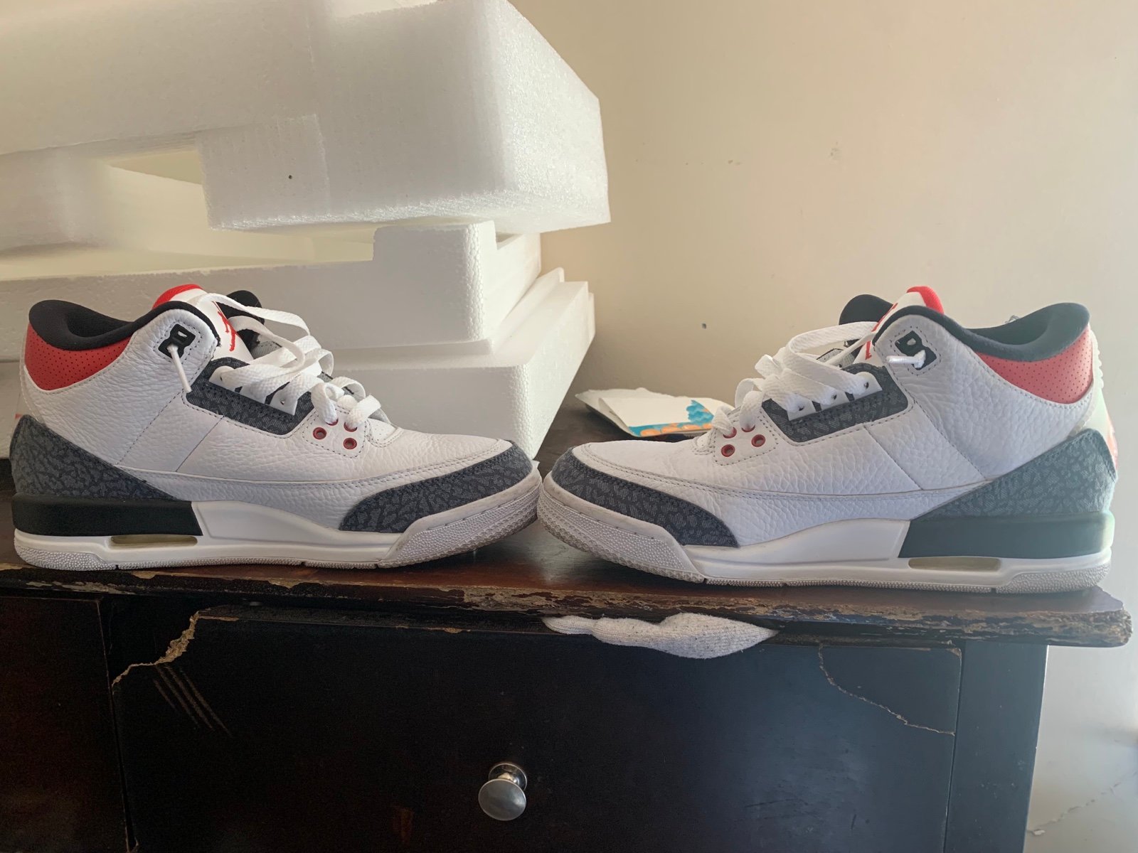 Air Jordan 3 White/cement Gray
