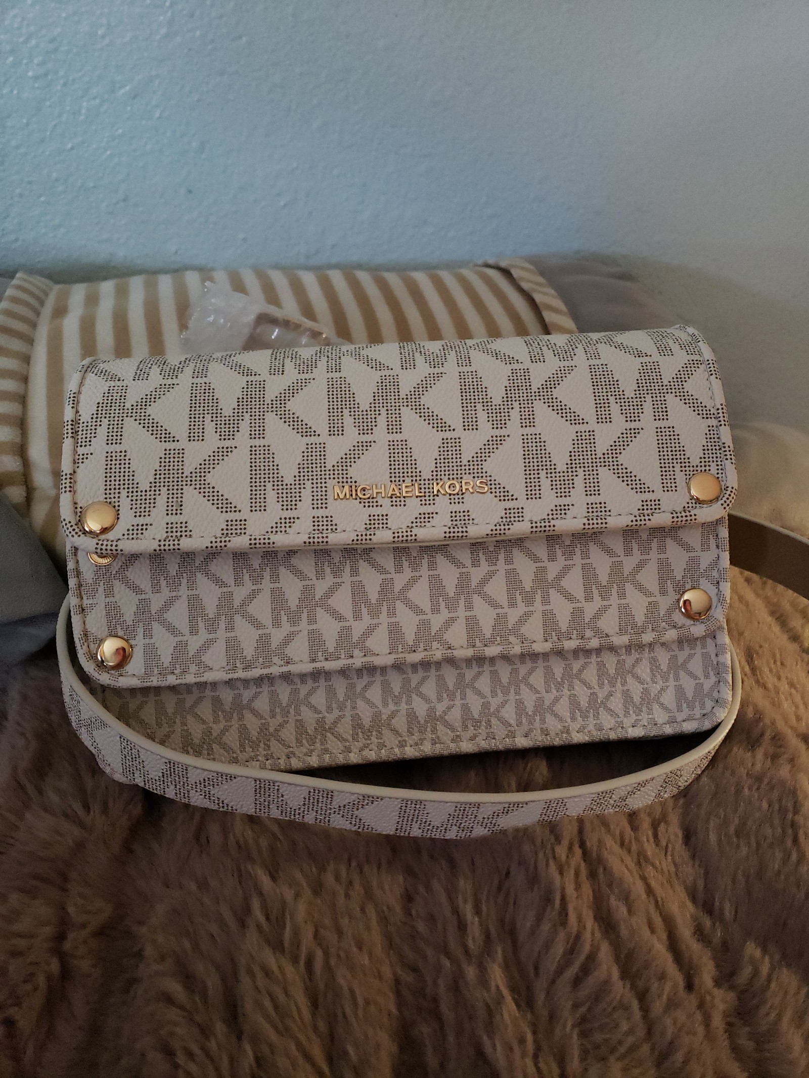 Micheal kors belt bag.