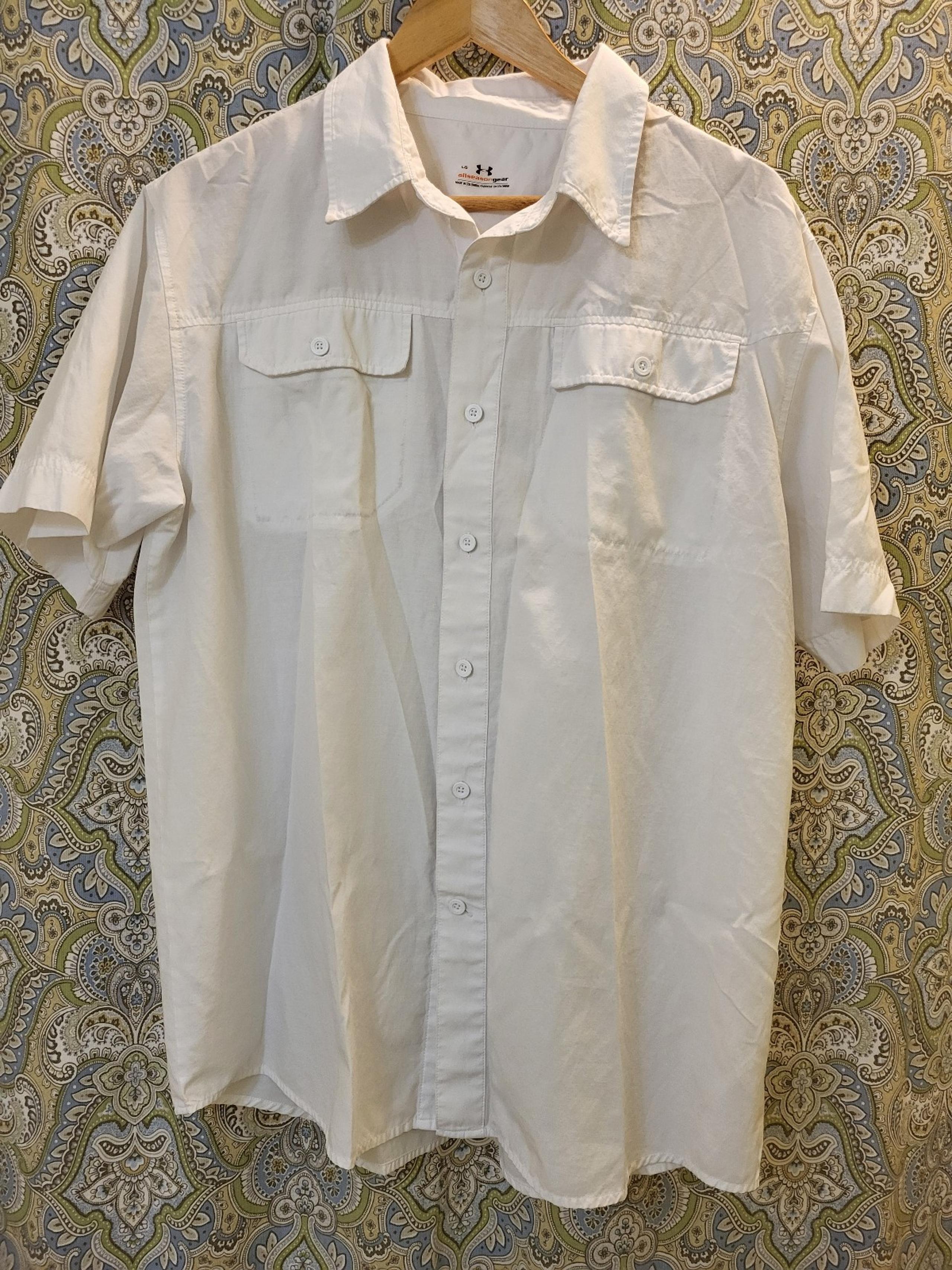 Under Armour Men's Short Sleeve Button Down Shirt White Loose Fit Outdoor Large