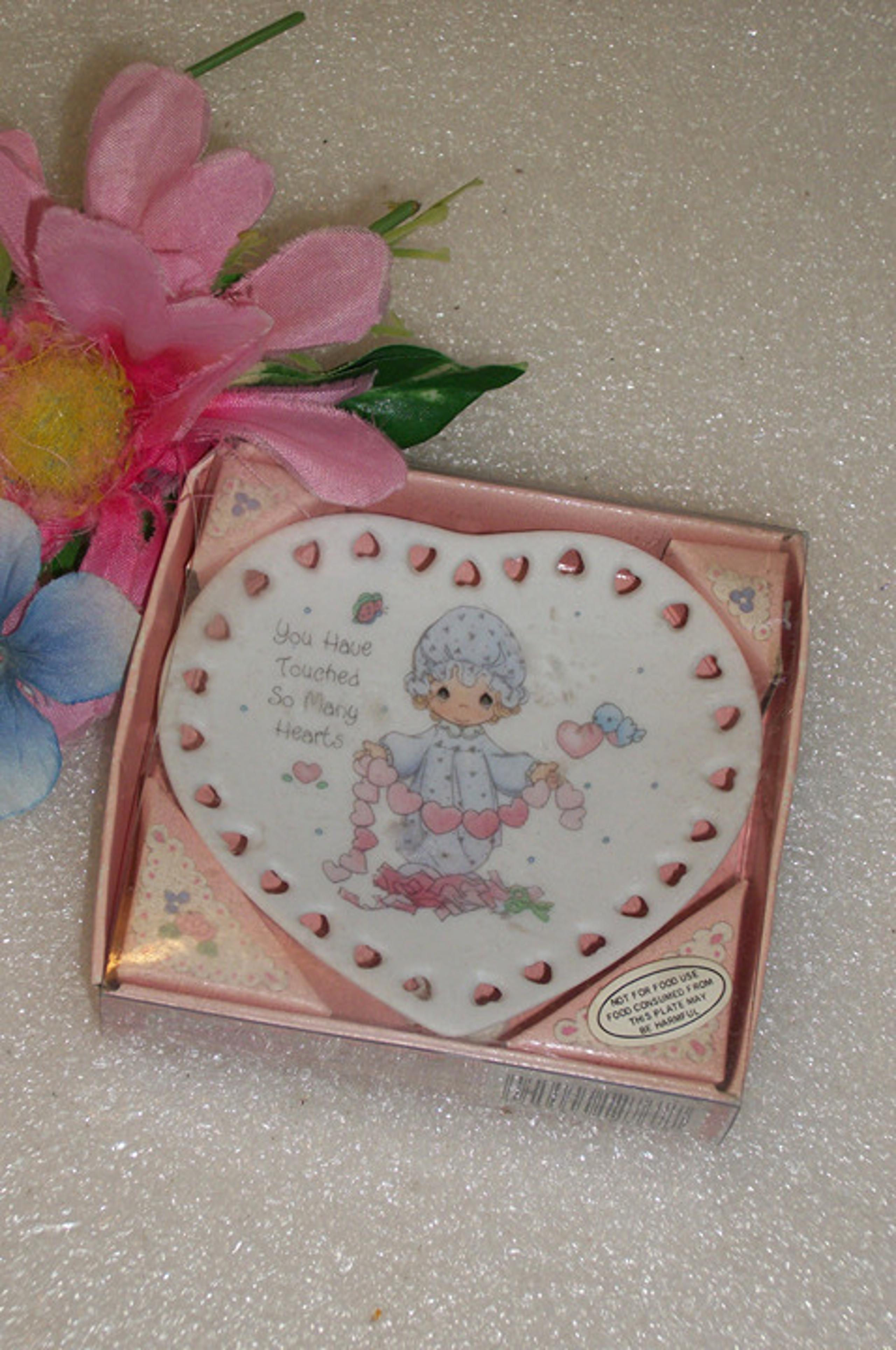Precious Moments 1993 "You Have Touched So Many Hearts" Mini Plate w/Easel NIP