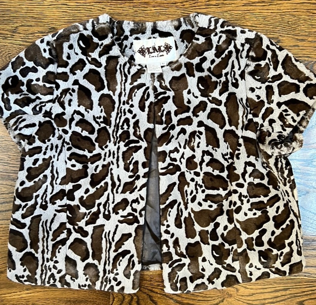 Leopard cape