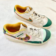 NIKE BLAZER LOW '77 (PS) WHITE-MAGMA ORANGE-SAIL Cartoon Print Shoes 3Y