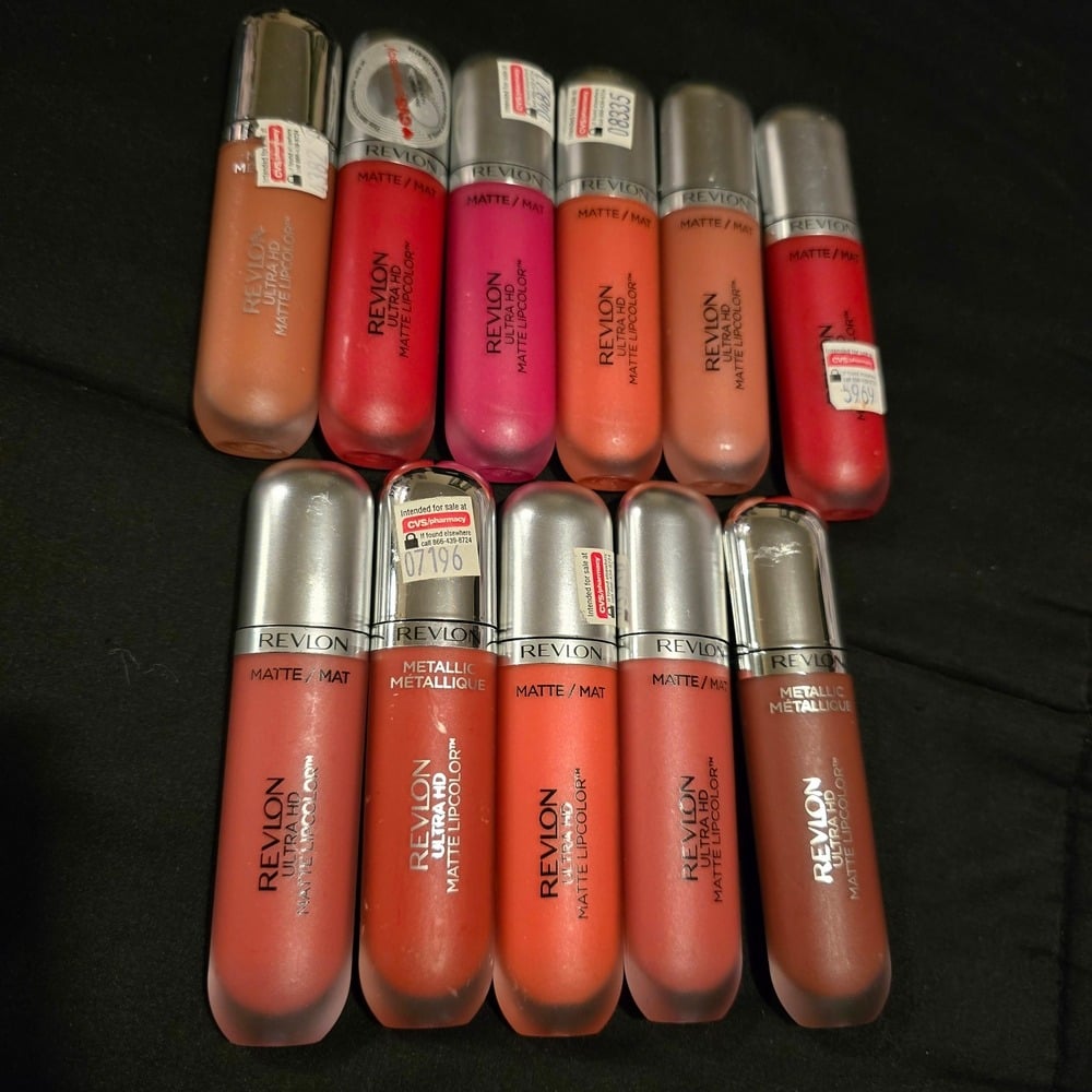Revlon Matte Lipstick Set - Assorted Colors NEW 11