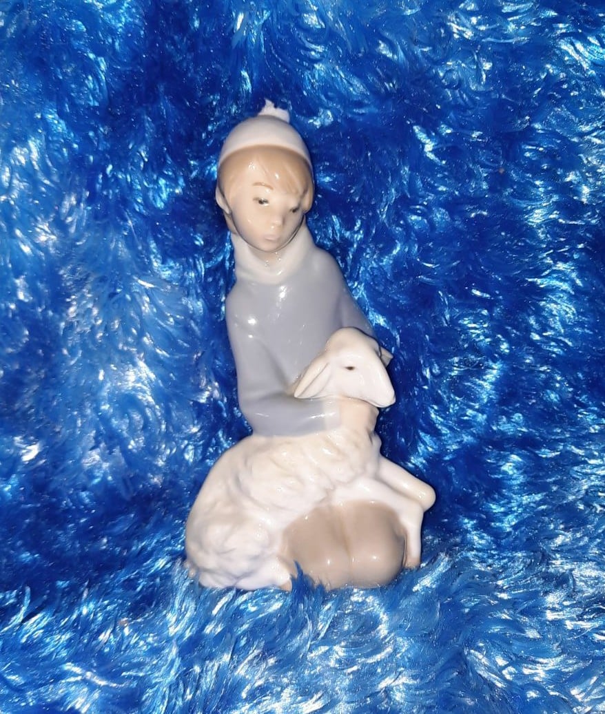 Lladro Shepard Boy