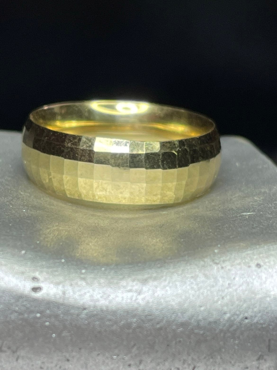 14k Yellow Gold Hammered Ring