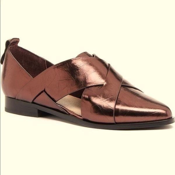 Kelsi Dagger Brooklyn leather classic flat size 6