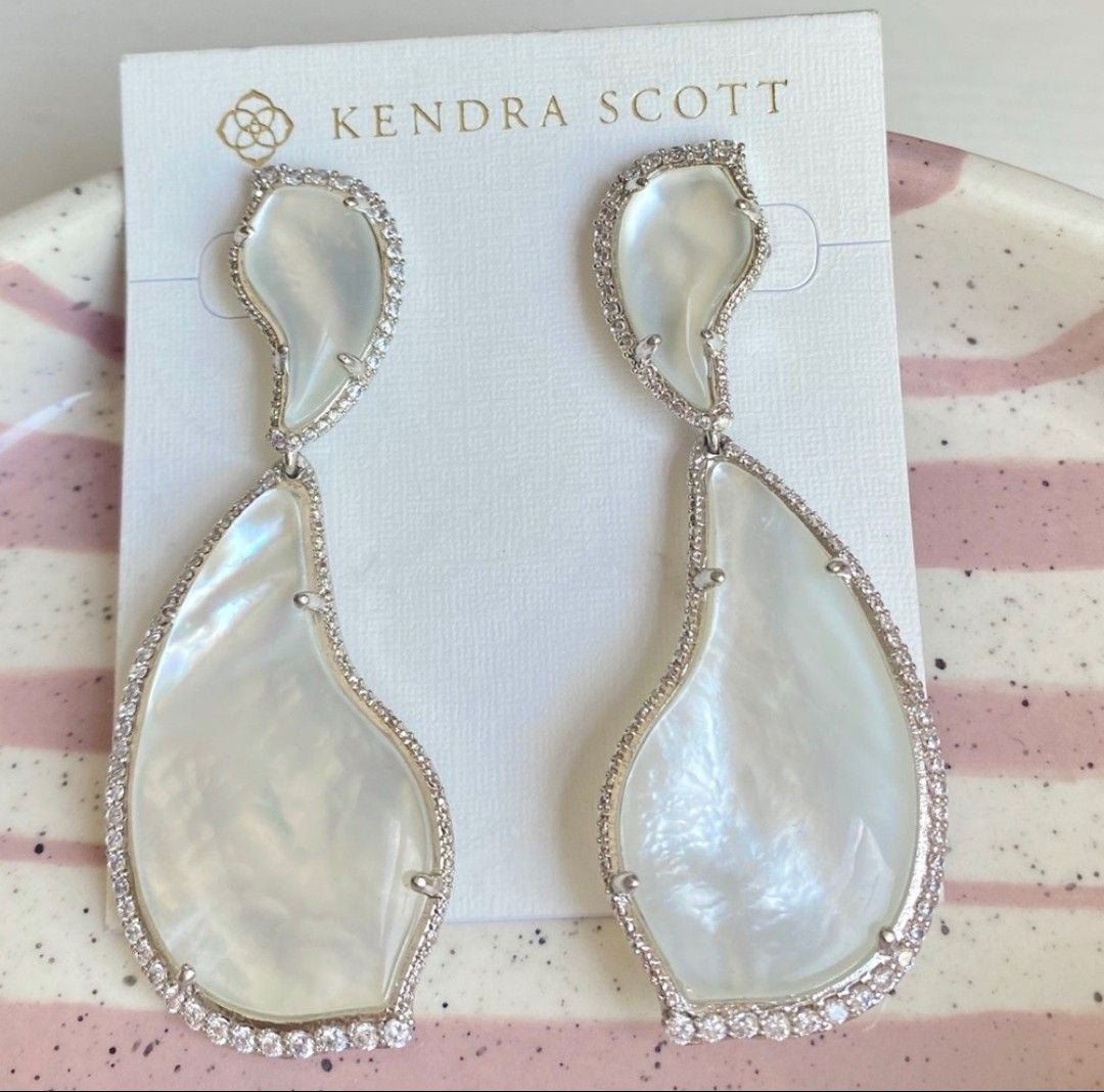 Pinko Women Piove Cargo Pants With Belt Pinko Women Piove Cargo Pants With Belt