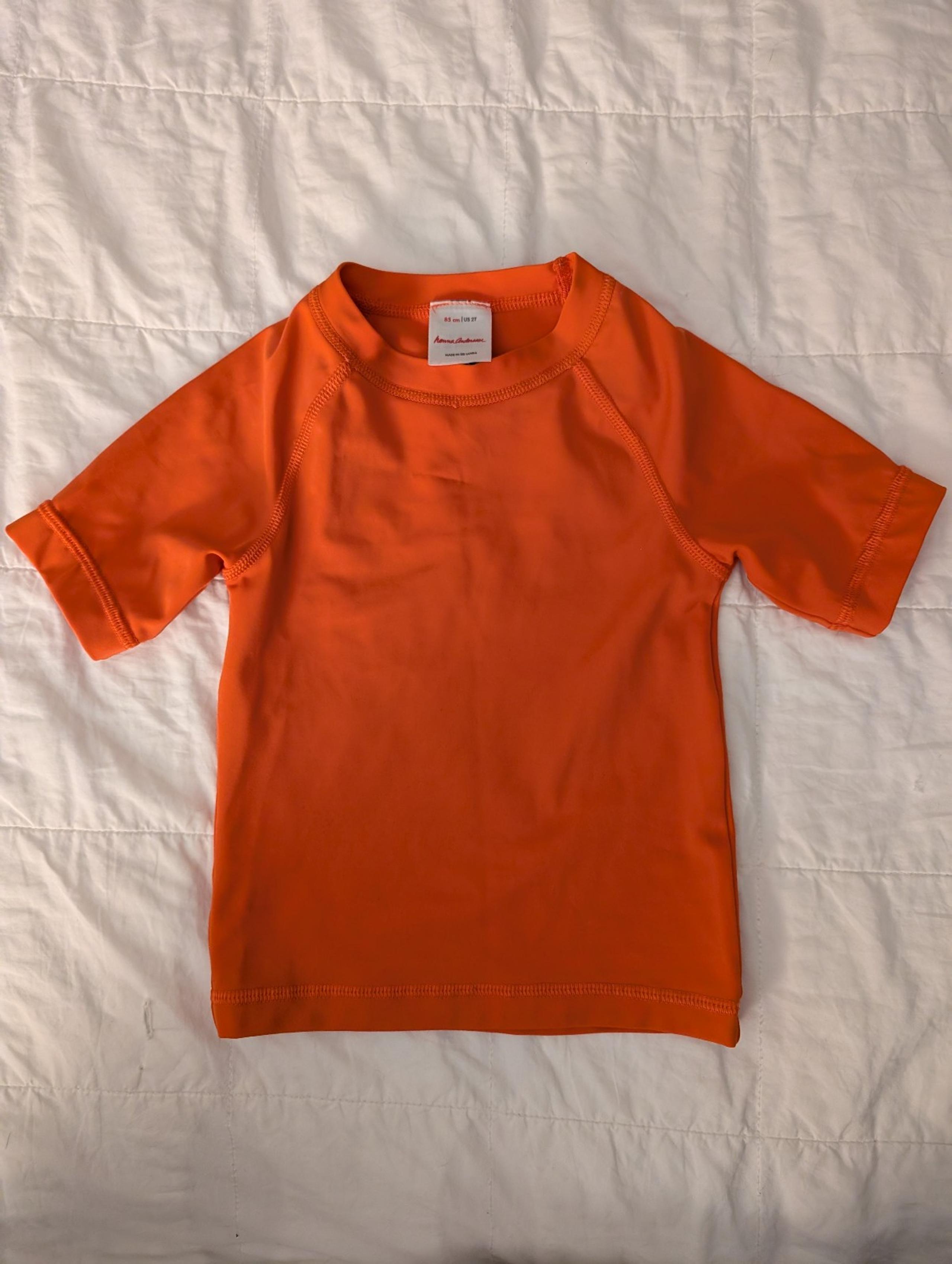 Hanna Andersson Rash Guard size 2 (US)
