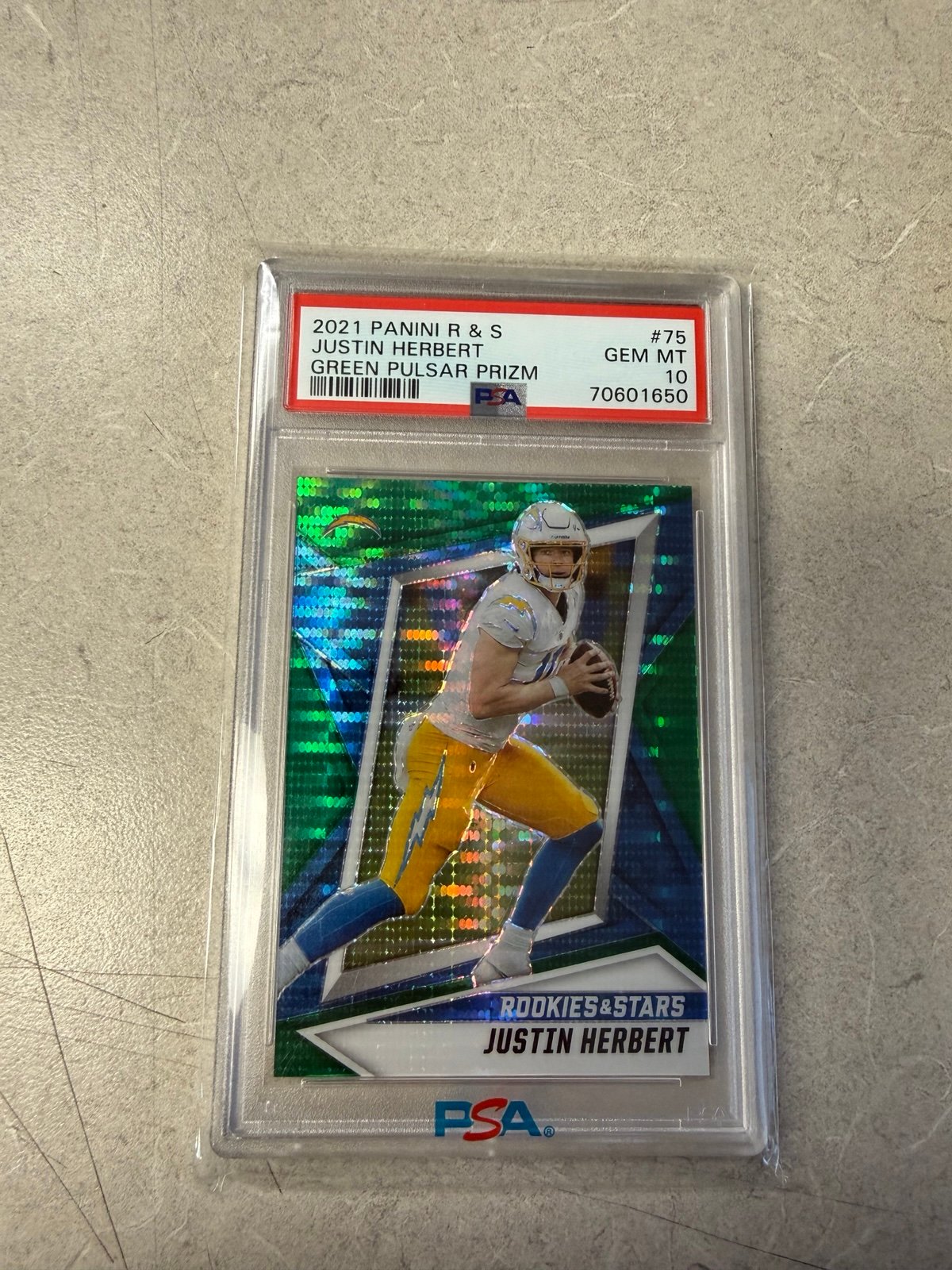 2021 PANINI ROOKIES & STARS #75 JUSTIN HERBERT GREEN PULSAR PRIZM PSA 10 POP 5