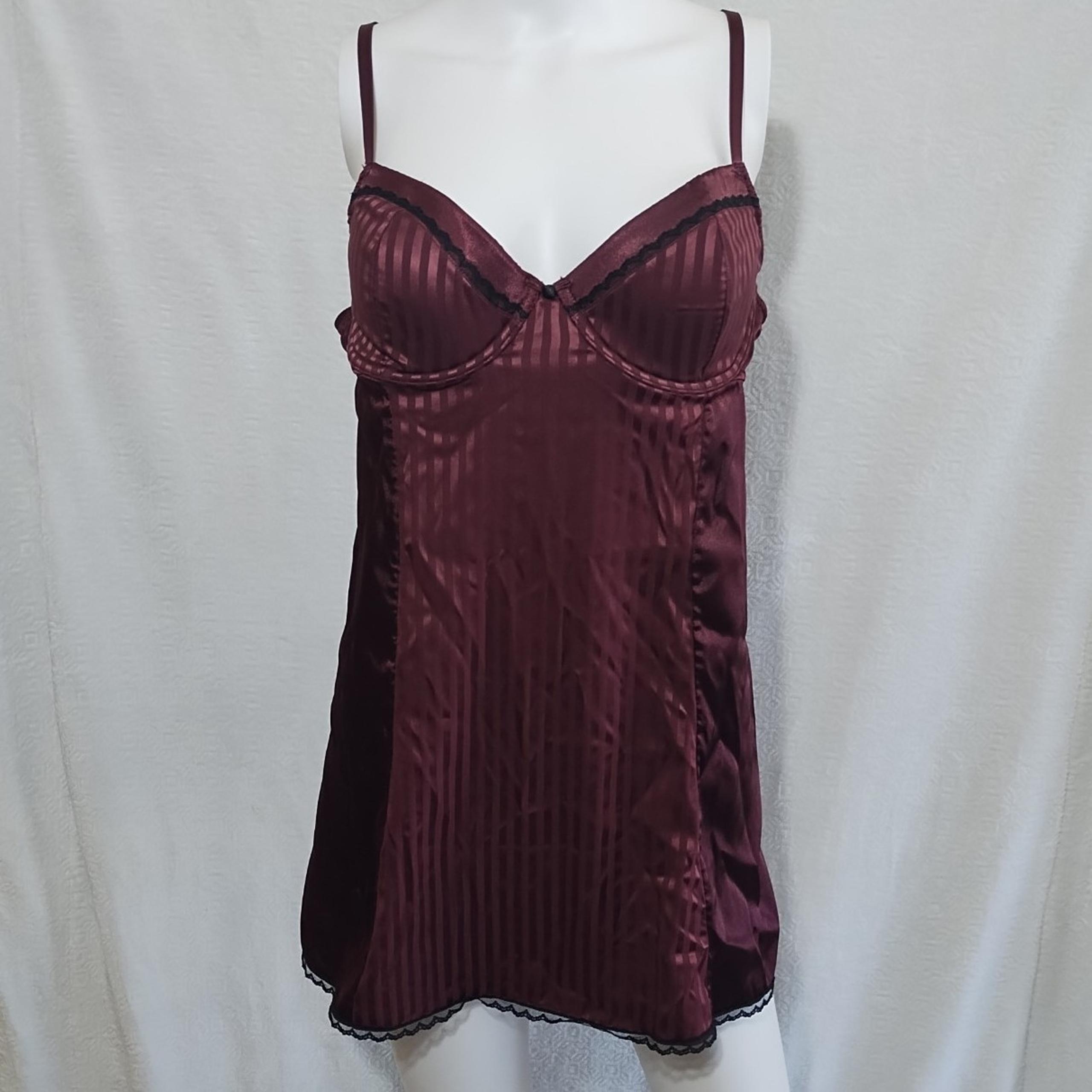 Gilligan & O'Malley Burgundy Cami Size XL