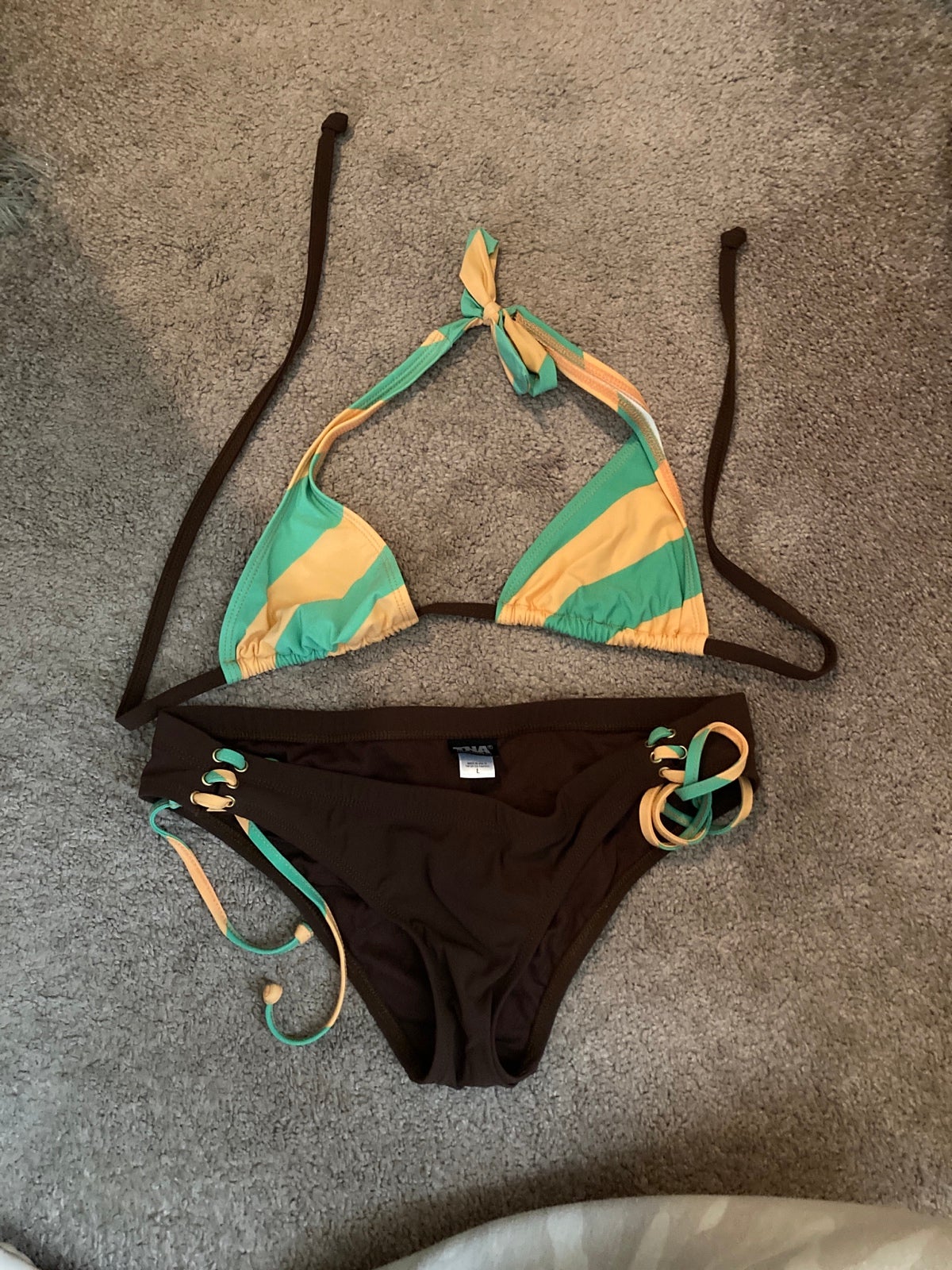 TNA Lisa Lozano bikini size L ASO Jessica Simpson