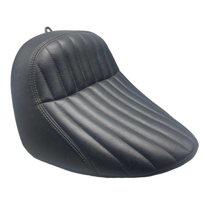 Genuine Harley Softail Street Bob '18+ OEM Solo Seat 52000264 black READ used no