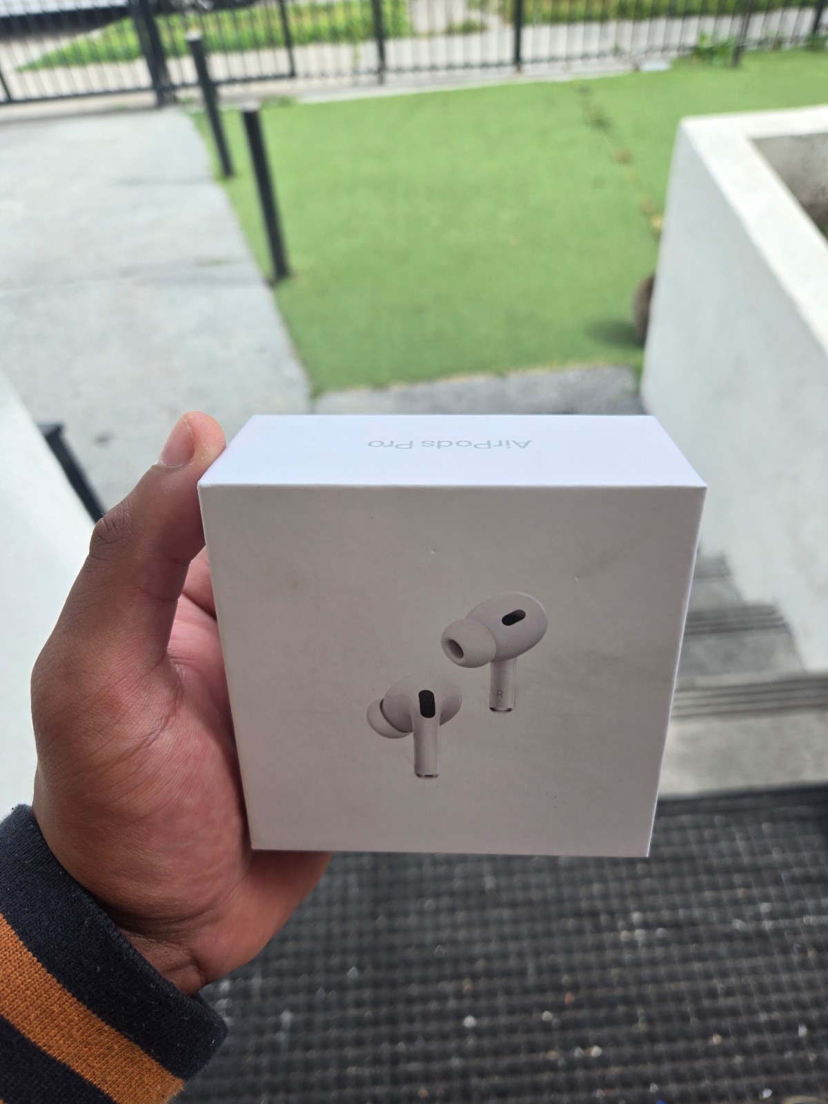Apple airpod pros