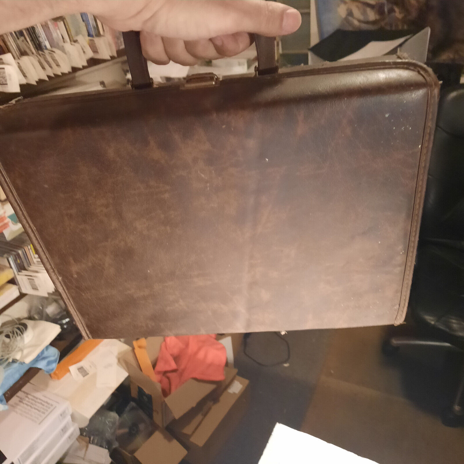 21 Vintage Cassettes - CCM Collection and Case