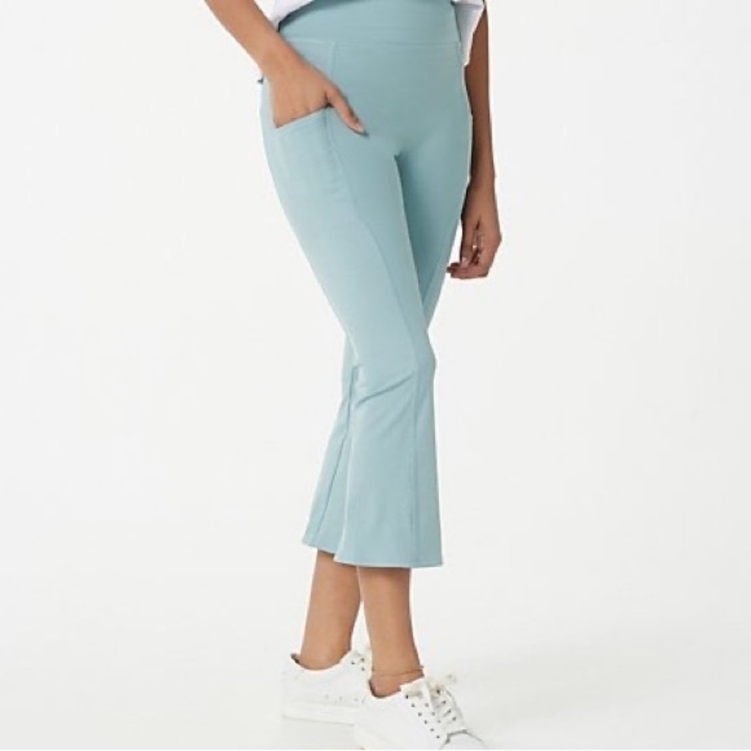 Zuda Z-Move Cropped Pants with Pockets Blue Mist Size Medium