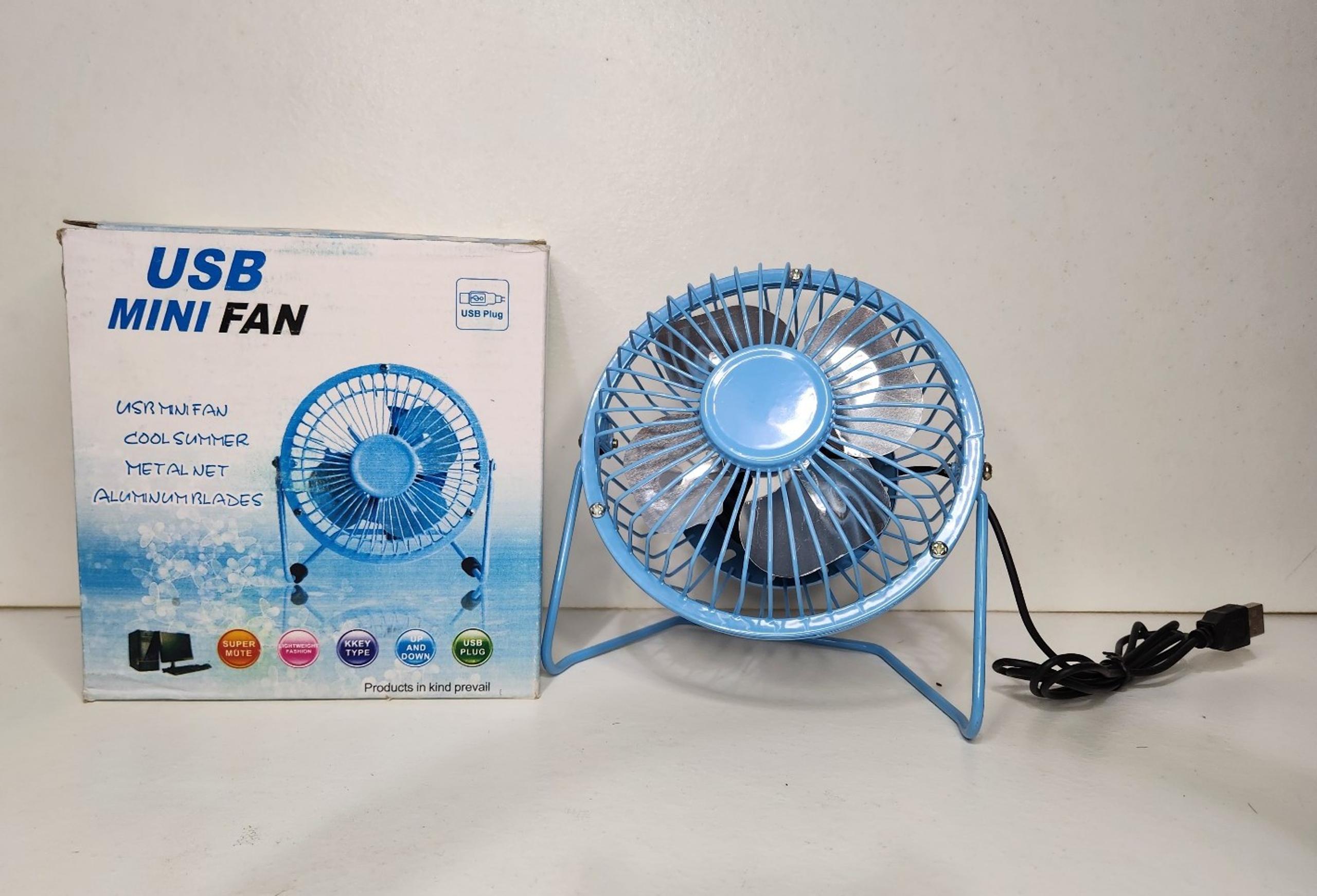 USB small desk fan