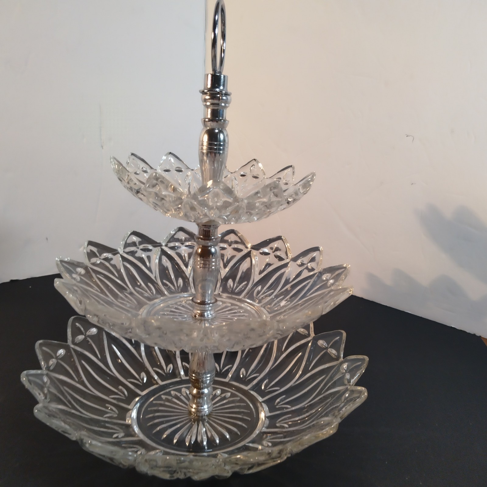 Federal Glass 3 tier clear petal glass snack tray