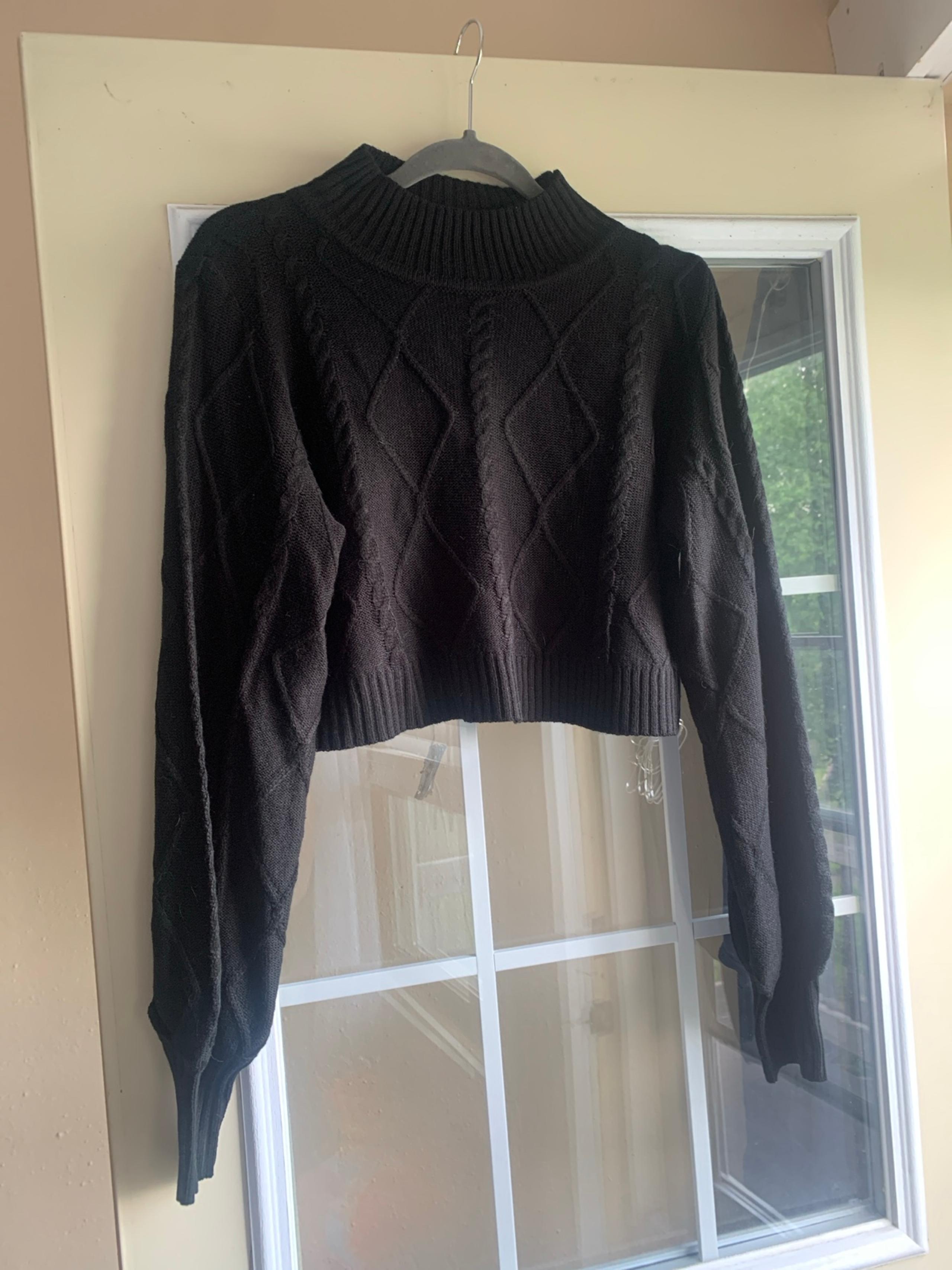 Cropped sweater