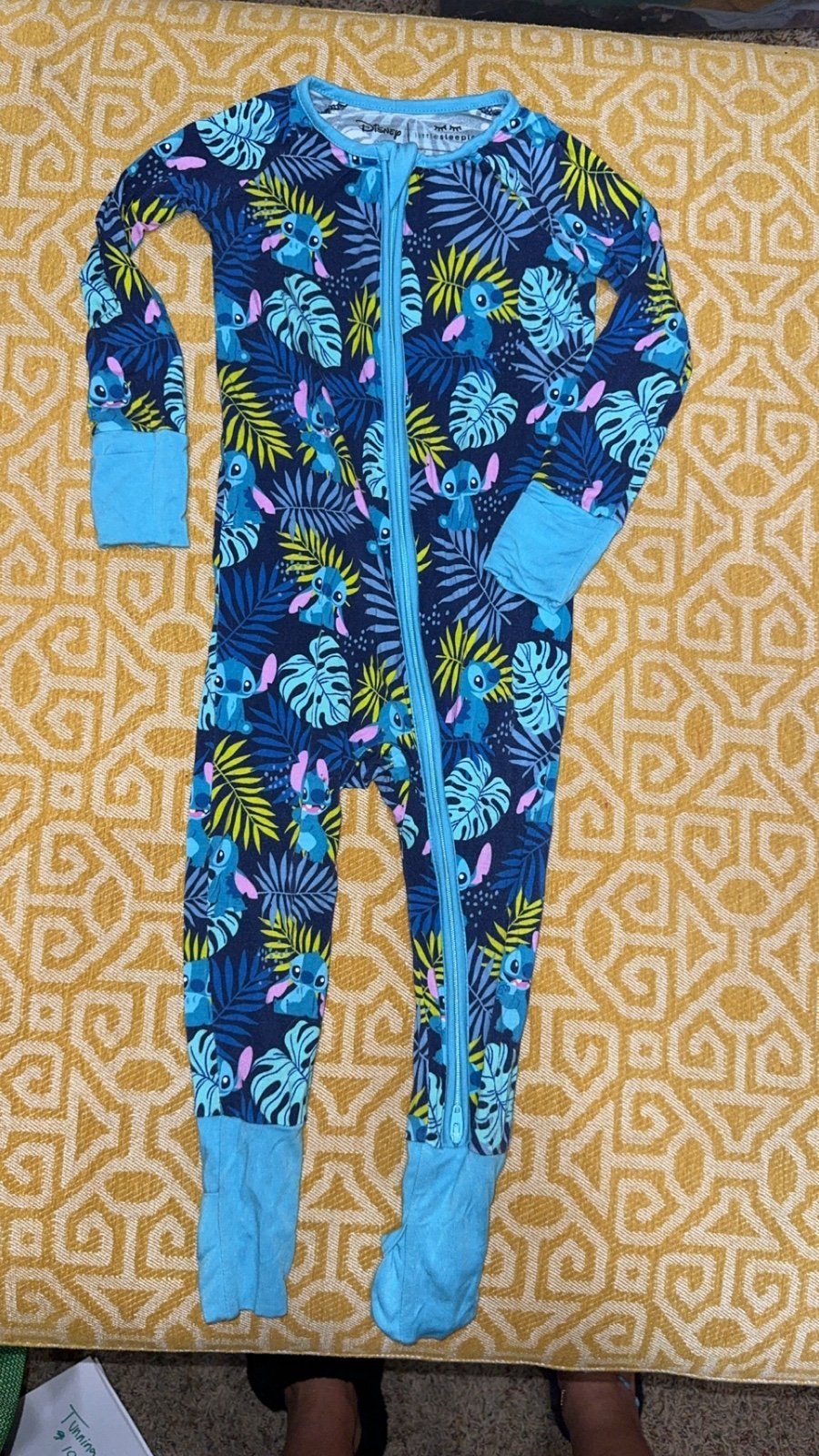 Little Sleepies stitch zippy