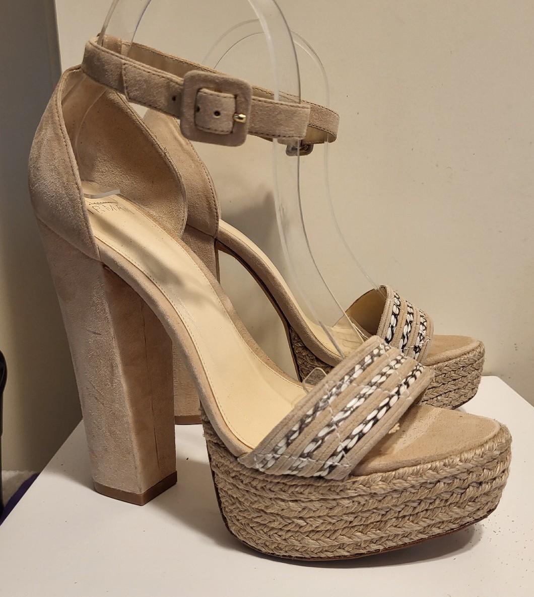Alexandre Birman Tan Suede Platform Chunk Heel Sandals 9/39.5 Ret 700 Barneys