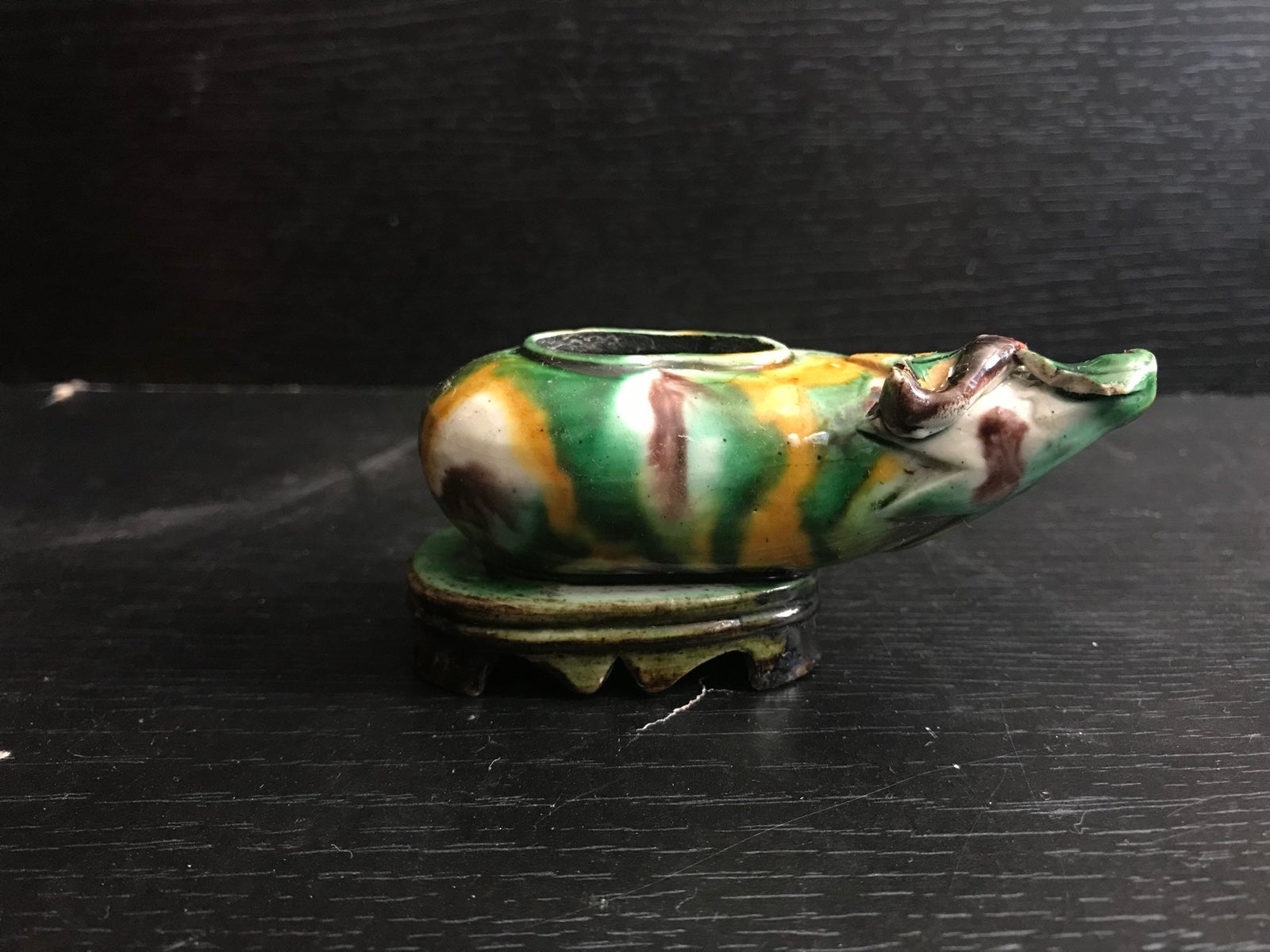 Small water pot