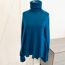 360 CASHMERE Carmen Turtleneck Sharkbite Hem Cashmere Sweater S