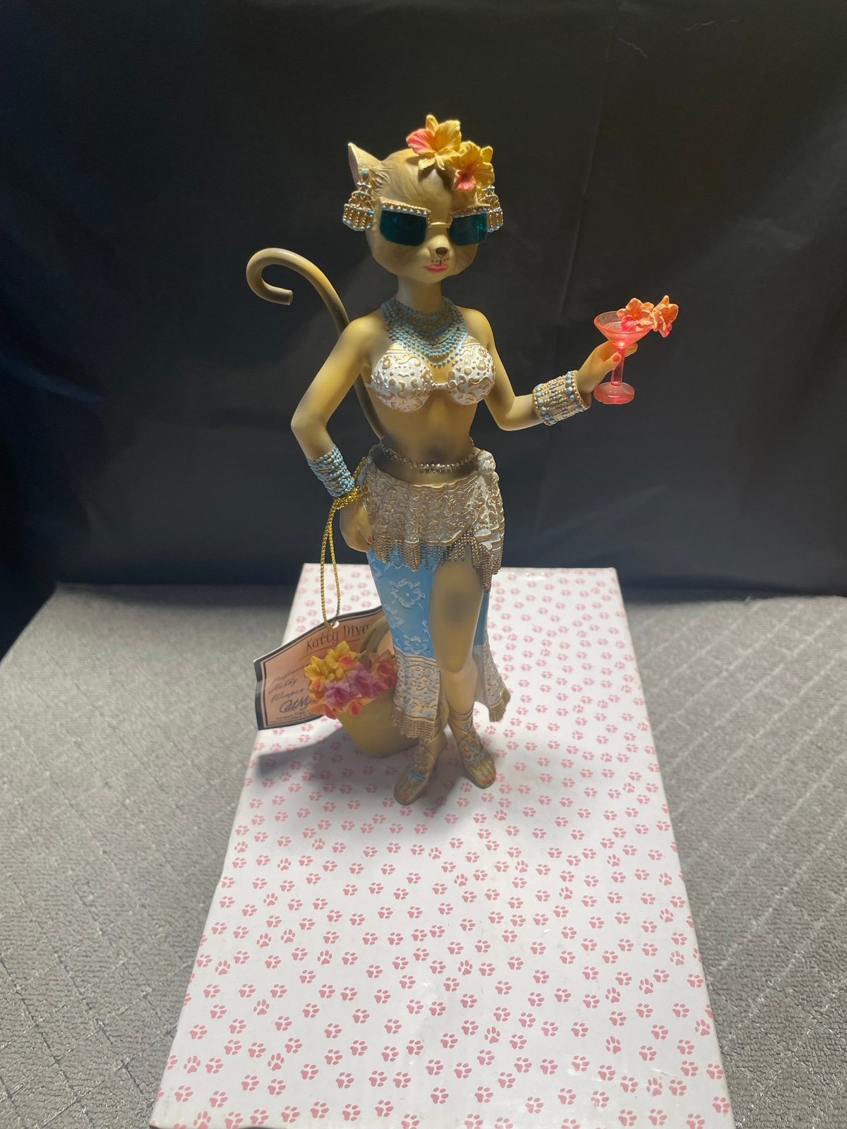 Margaret le van katty diva belly dancer with tag figurine. Retired
