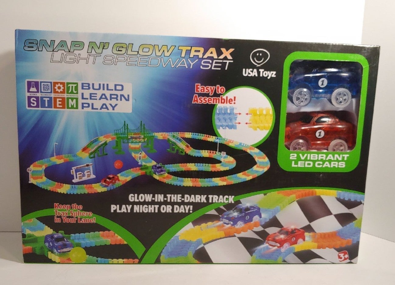 NEW SNAP N' GLOW 2 RACE CAR TRAX SET