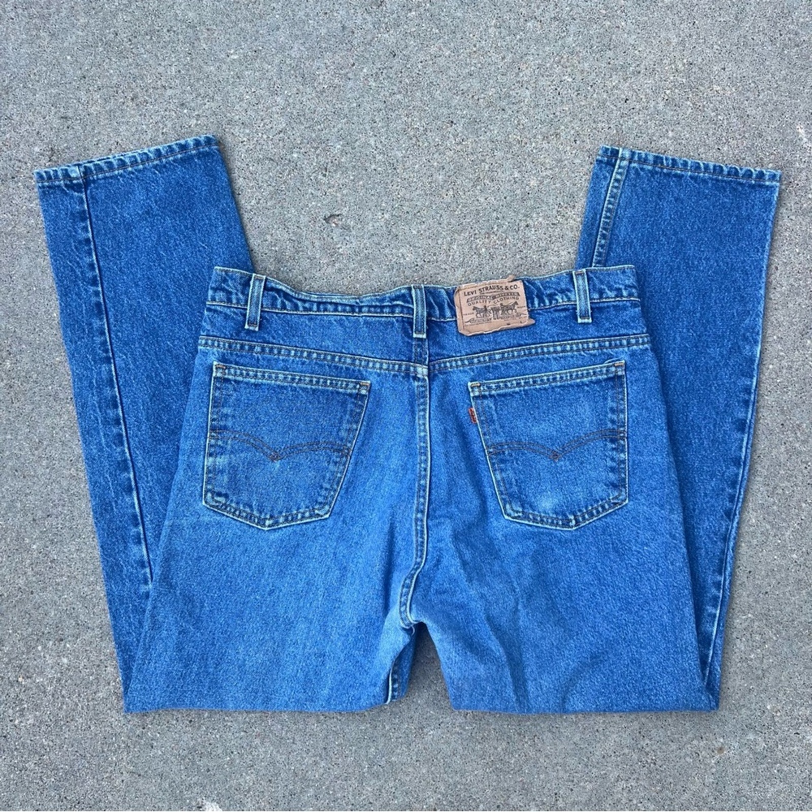 Vintage 90s Levi’s 505 orange tab regular fit straight leg jeans 38x30