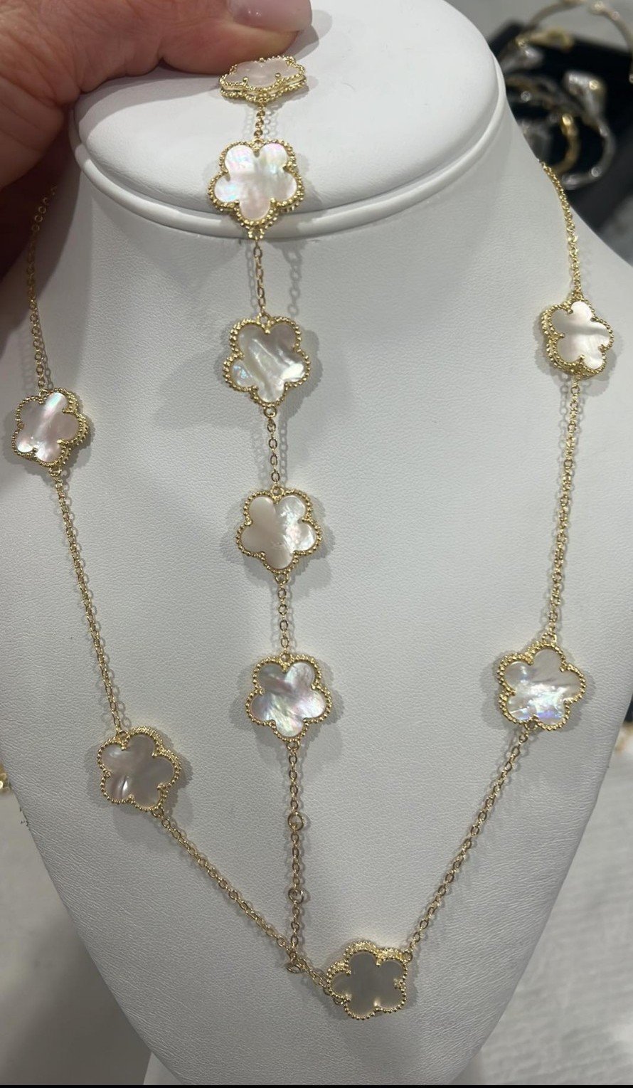 CLOVER CHUNKY FASHION