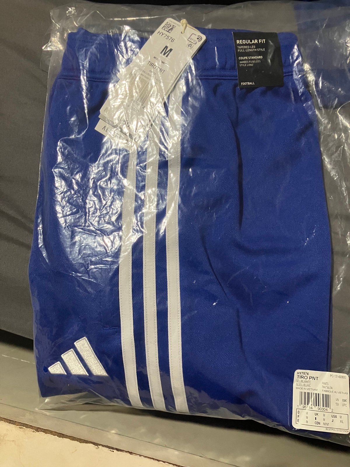 Adidas trio jogging pants