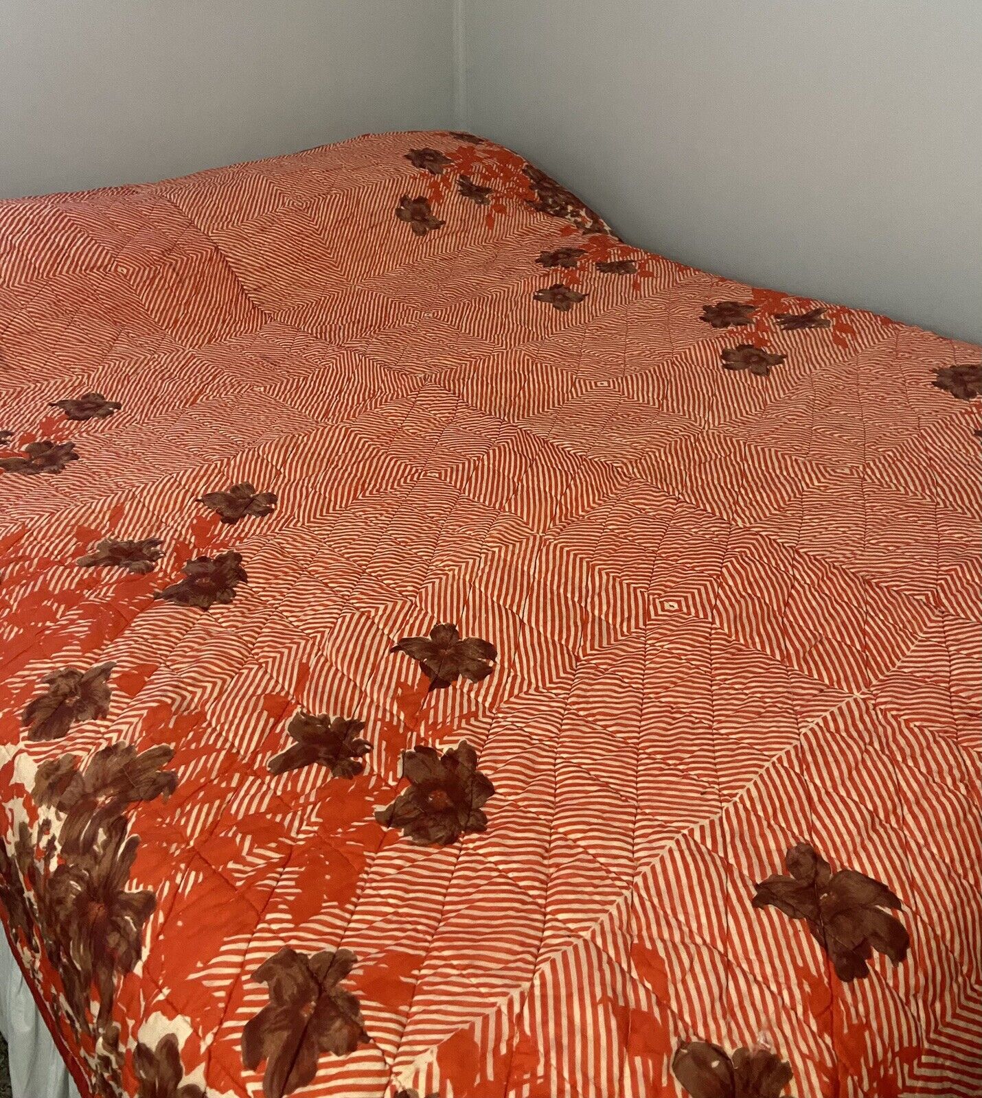 VTG 70s 80s Comforter Bedspread Retro Boho Red Orange 81”x 88” Striped Flora