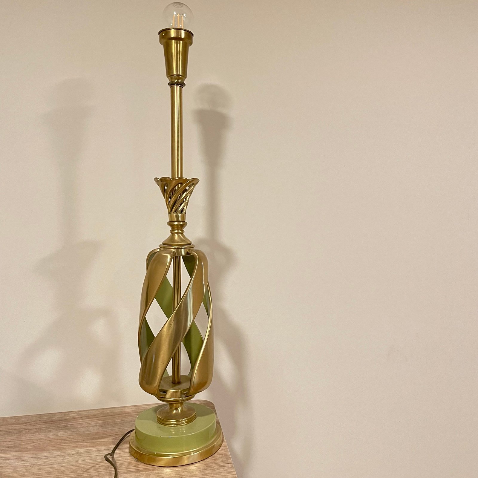 Vintage Mid Century Modern Brass & Green Rembrandt Pineapple Lamp 1960s Swirl