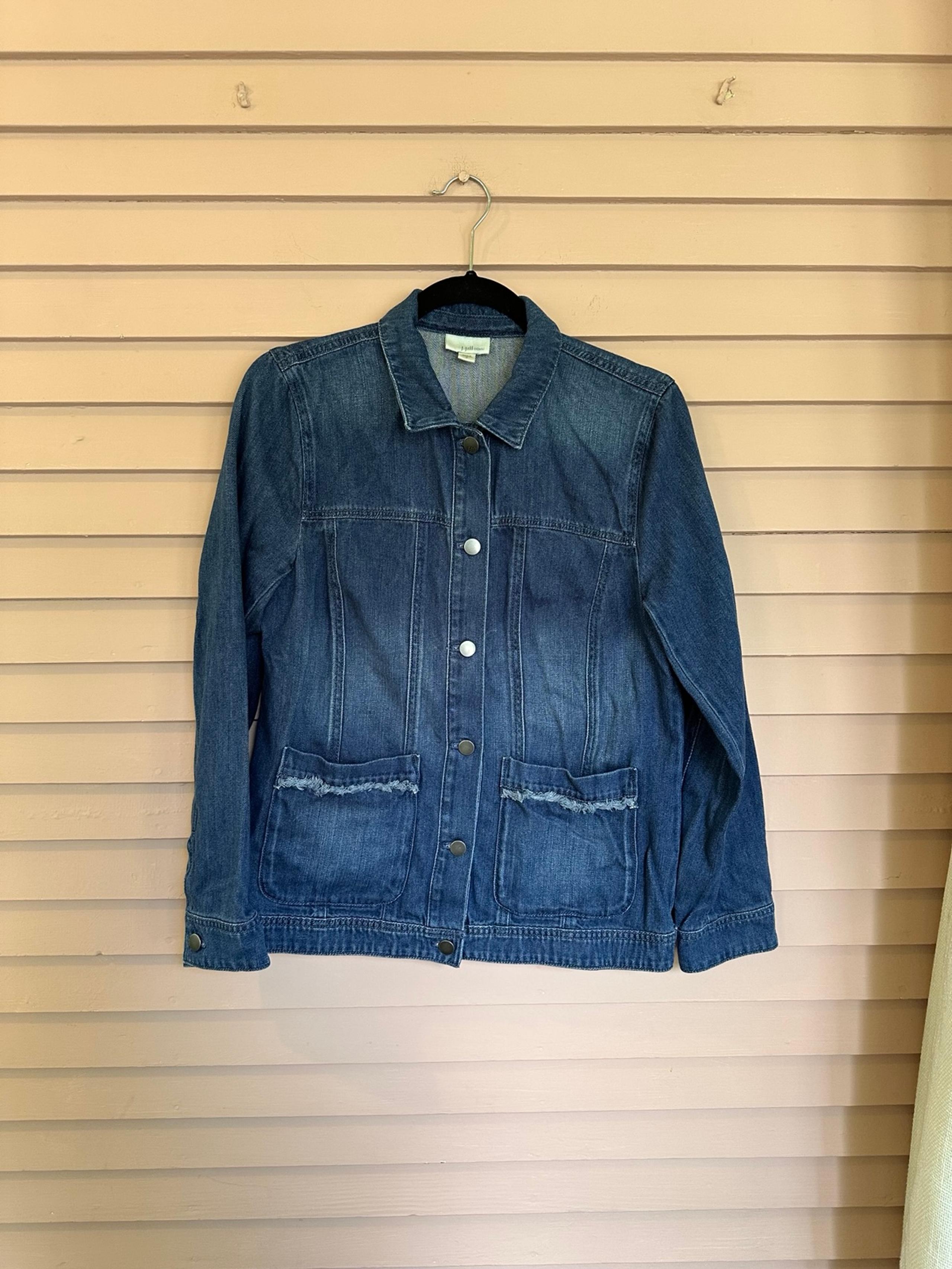 J Jill Denim Jacket Blue Jean Size Small Fringe Trim Button 100% Cotton Shacket