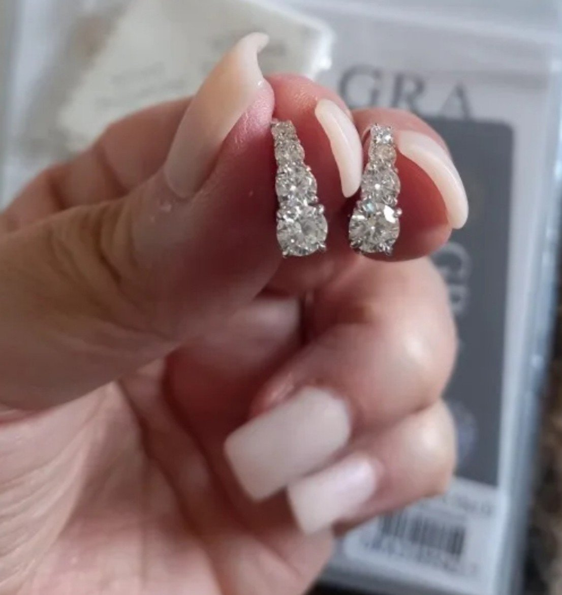 GRA Certified Moissanite Gradient Hoops (New)