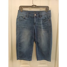Women's Tommy Bahama Stretchy Blue Jean Bermuda Shorts Size 8