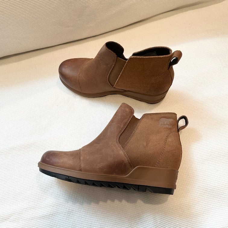 SOREL Women's Evie Lug Sole Pull-On Platform Booties Size 7