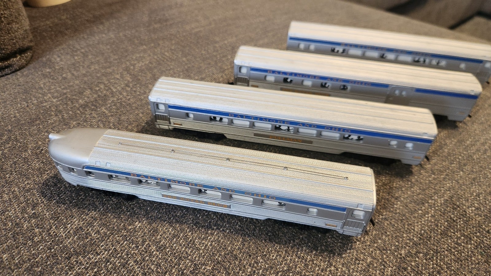Vintage Baltimore shops and Ohio Passenger Cars