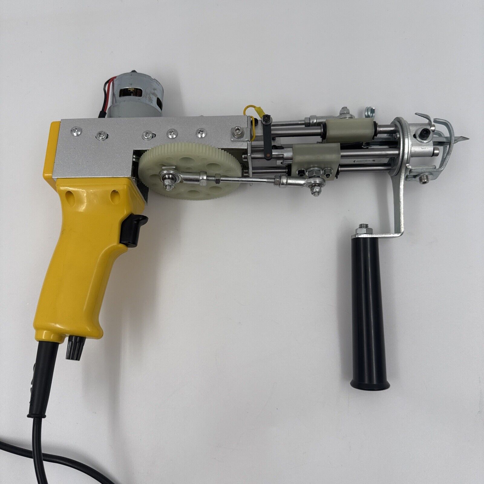 Cut Pile Carpet Tufting Gun