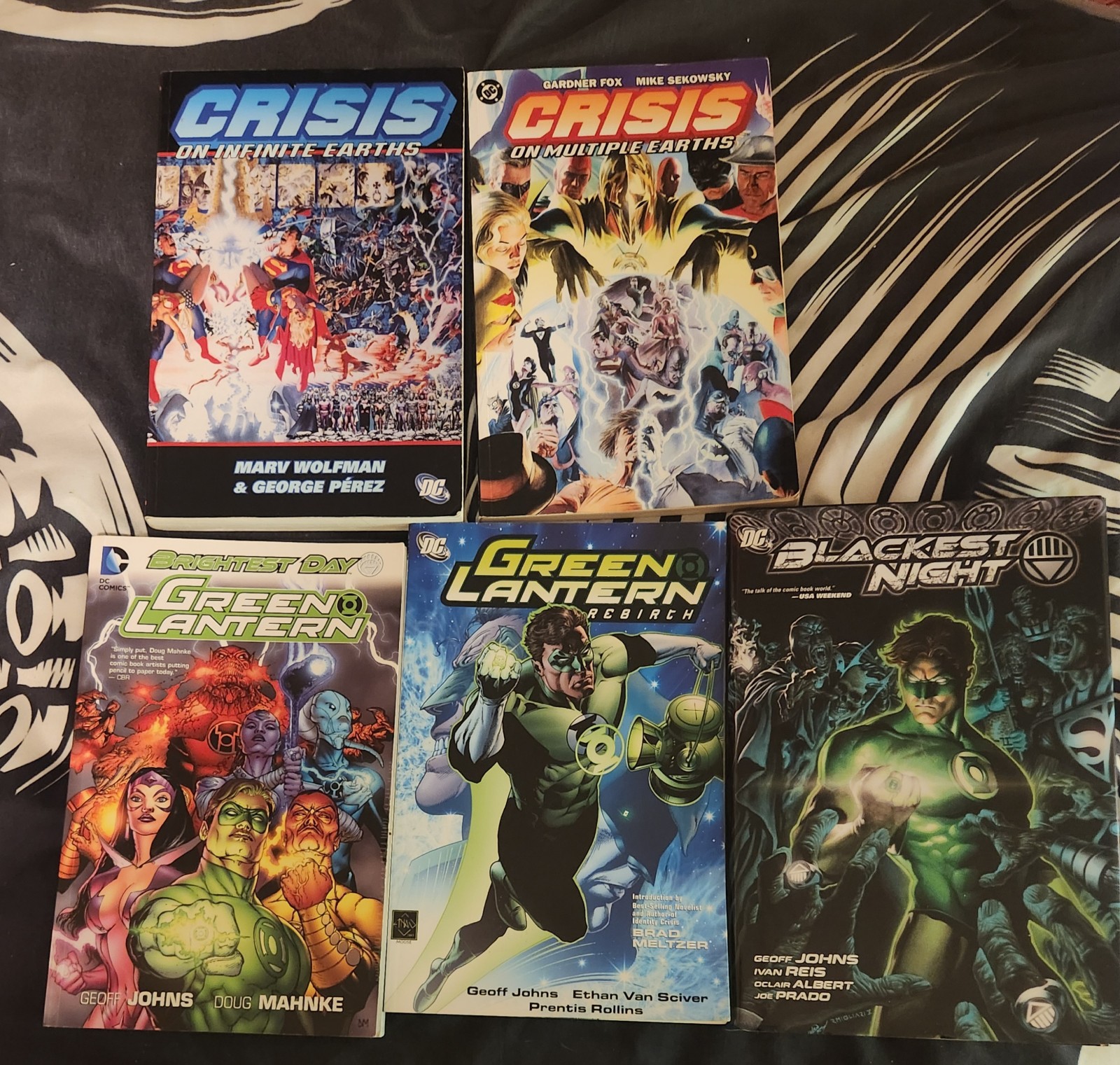 DC Crisis/ Green Lantern comics lot