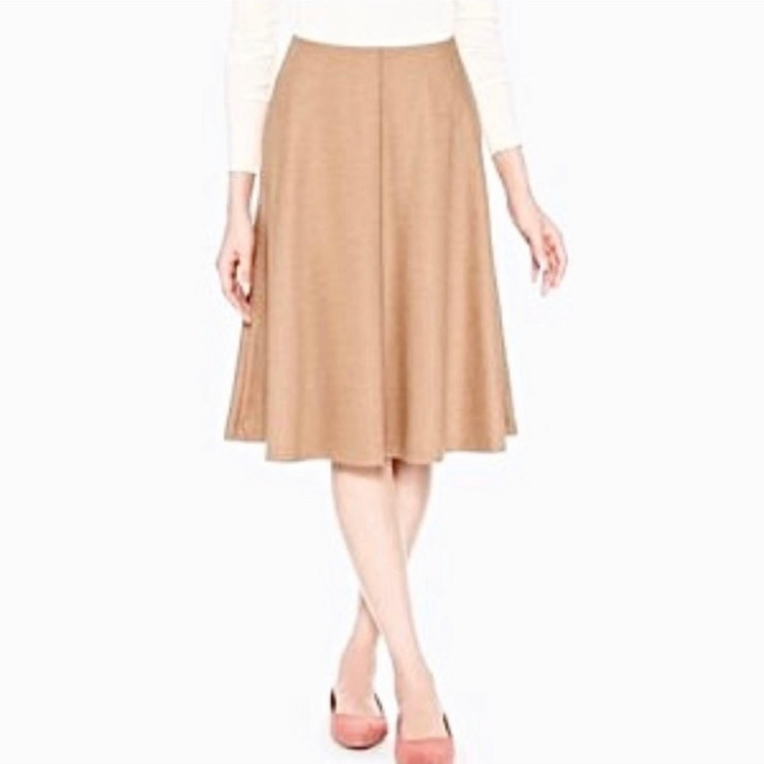Uniqlo Wool Blend Tan Knee Length Circle Skirt Size: Small