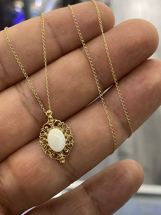 14K Yellow Gold Authentic Necklace Nice White Stone Opal 15 Cable Link