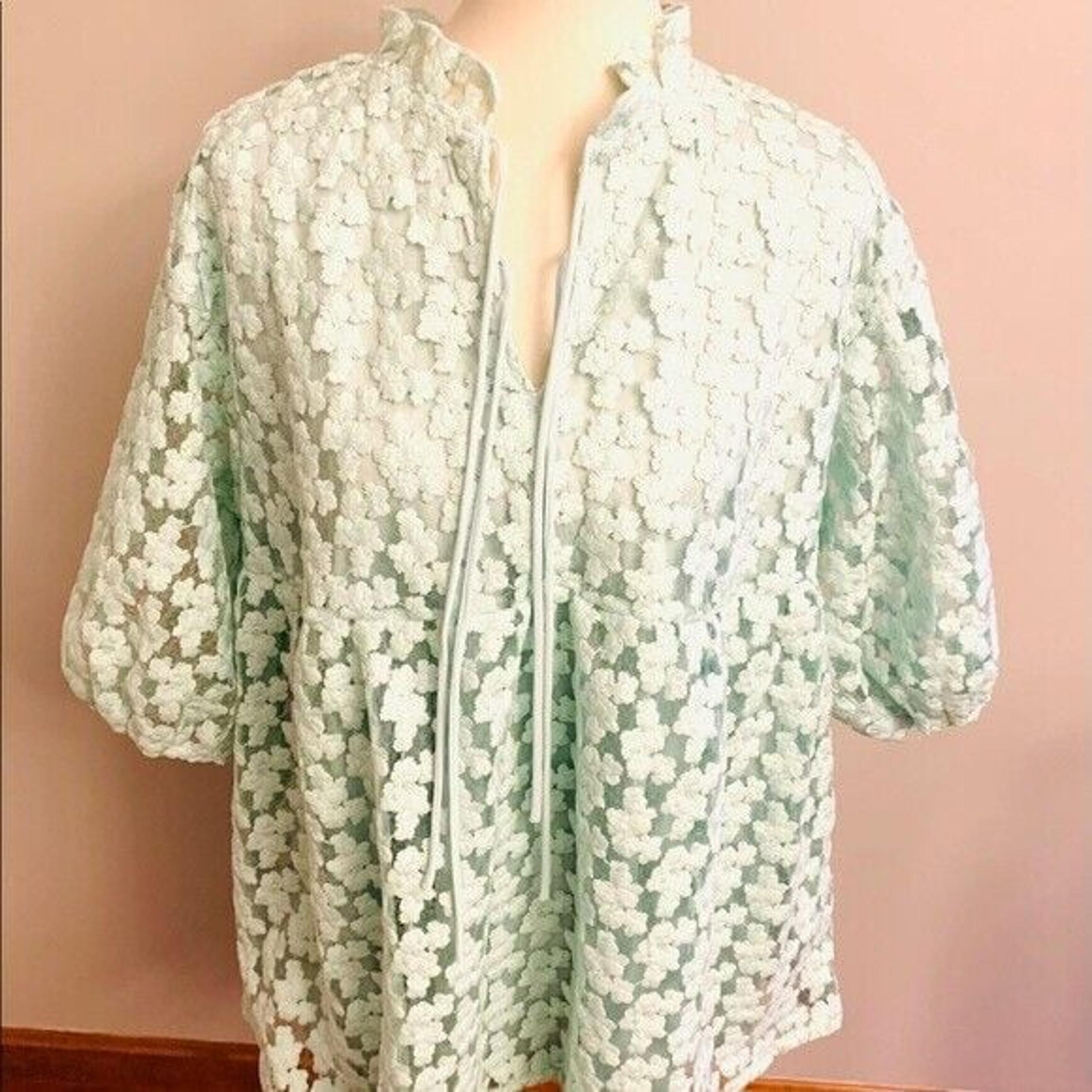 Andrew Marc NY Teal Glacier floral tunic Laser Cut lined Womens blouse new M