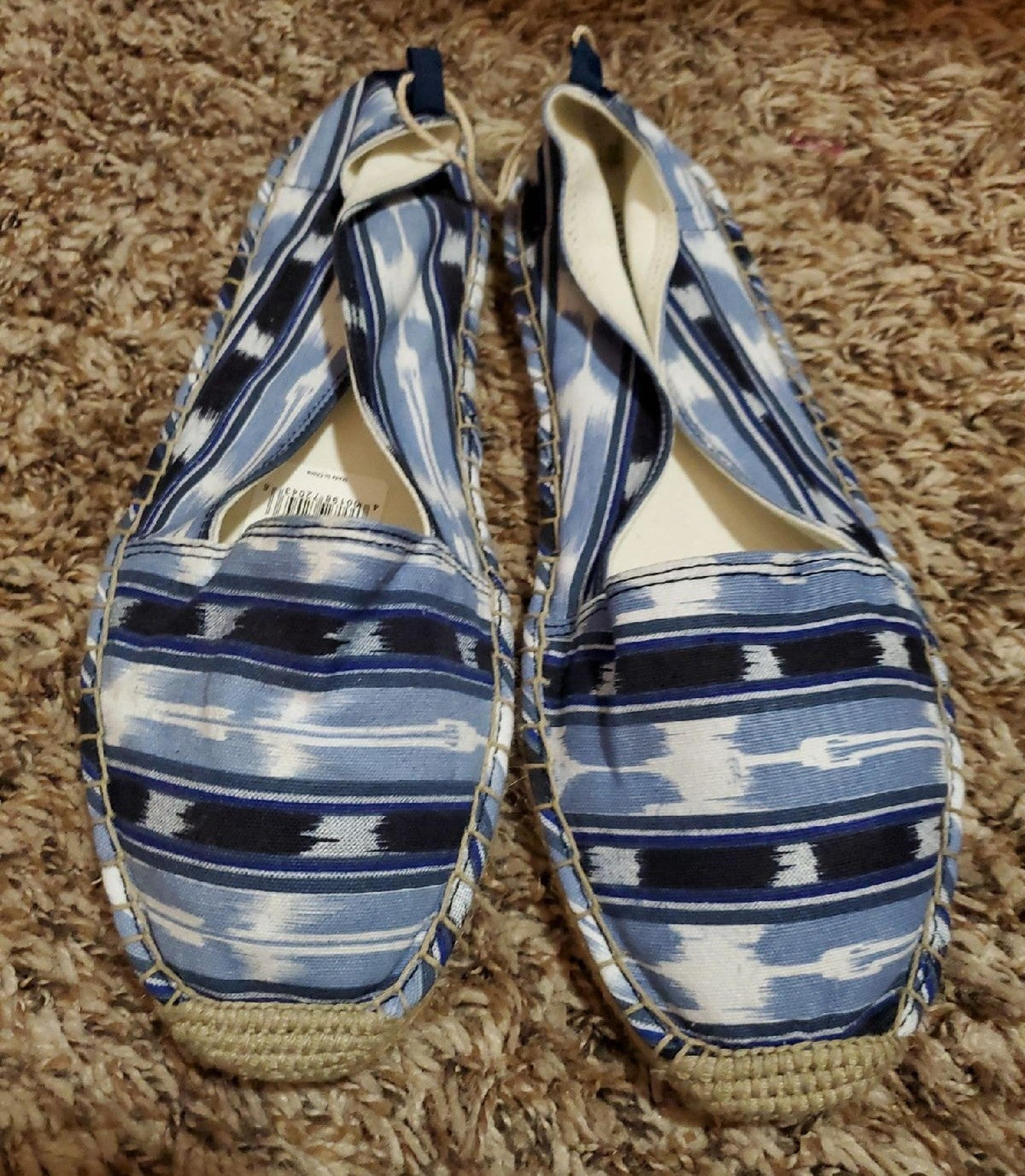 American Eagle shoe
