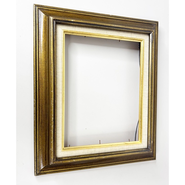 Vintage Gold Wood Frame 12x14.5 Linen Insert Mat (Fits Pic 7.25x9.5 ) EUC