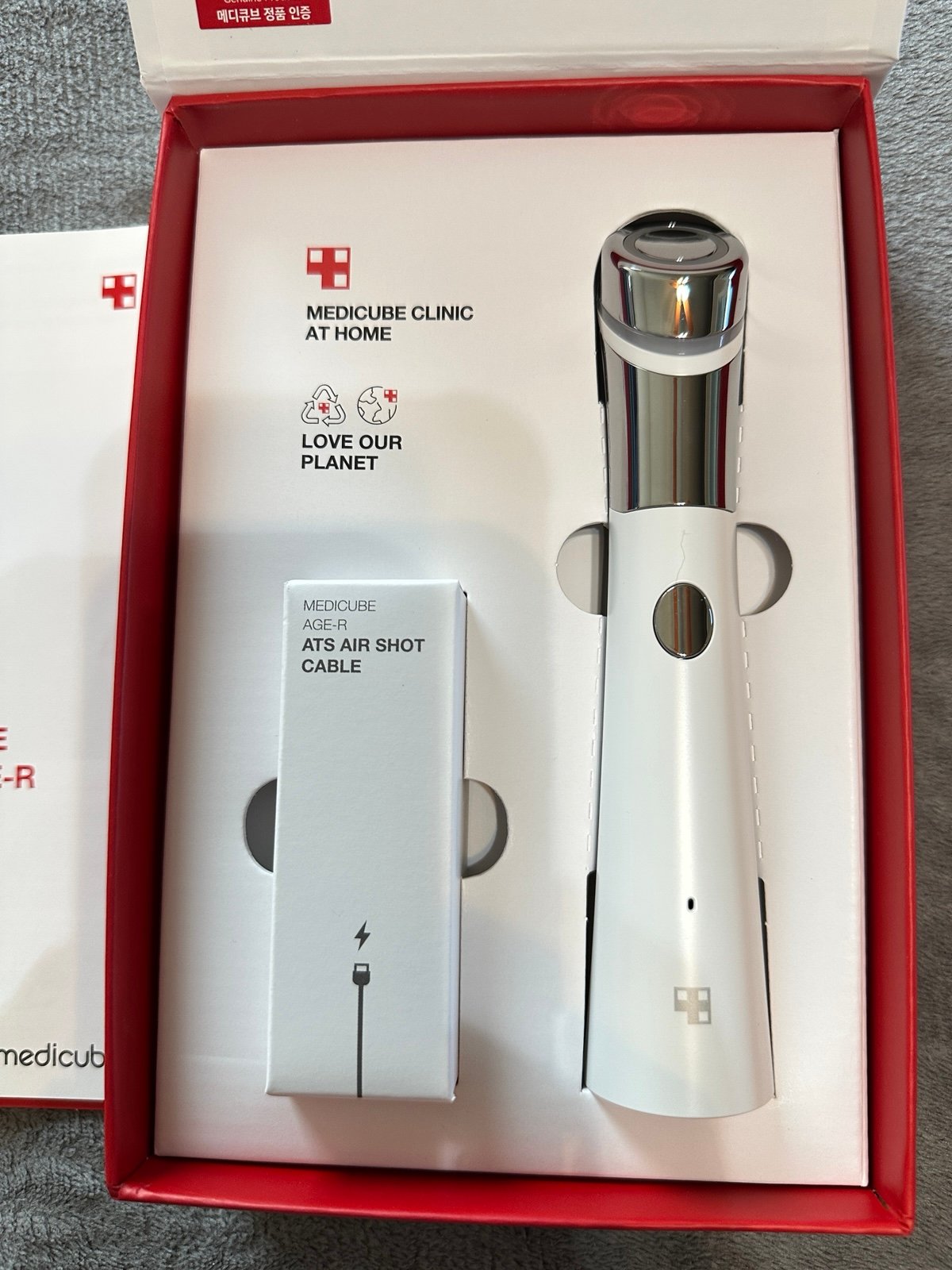 MEDICUBE AGE-R ATS AIR SHOT