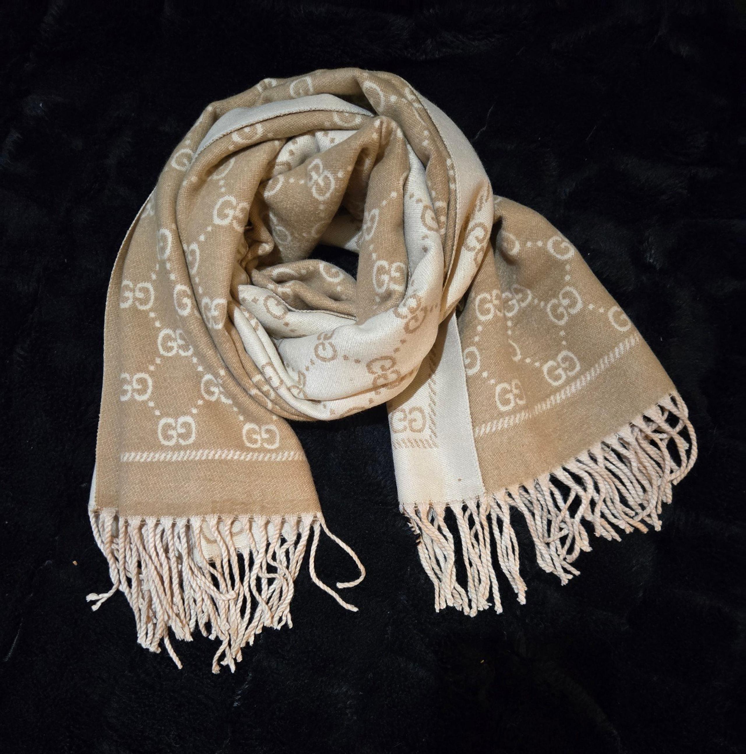 New Winter Tan & White Winter Scarf