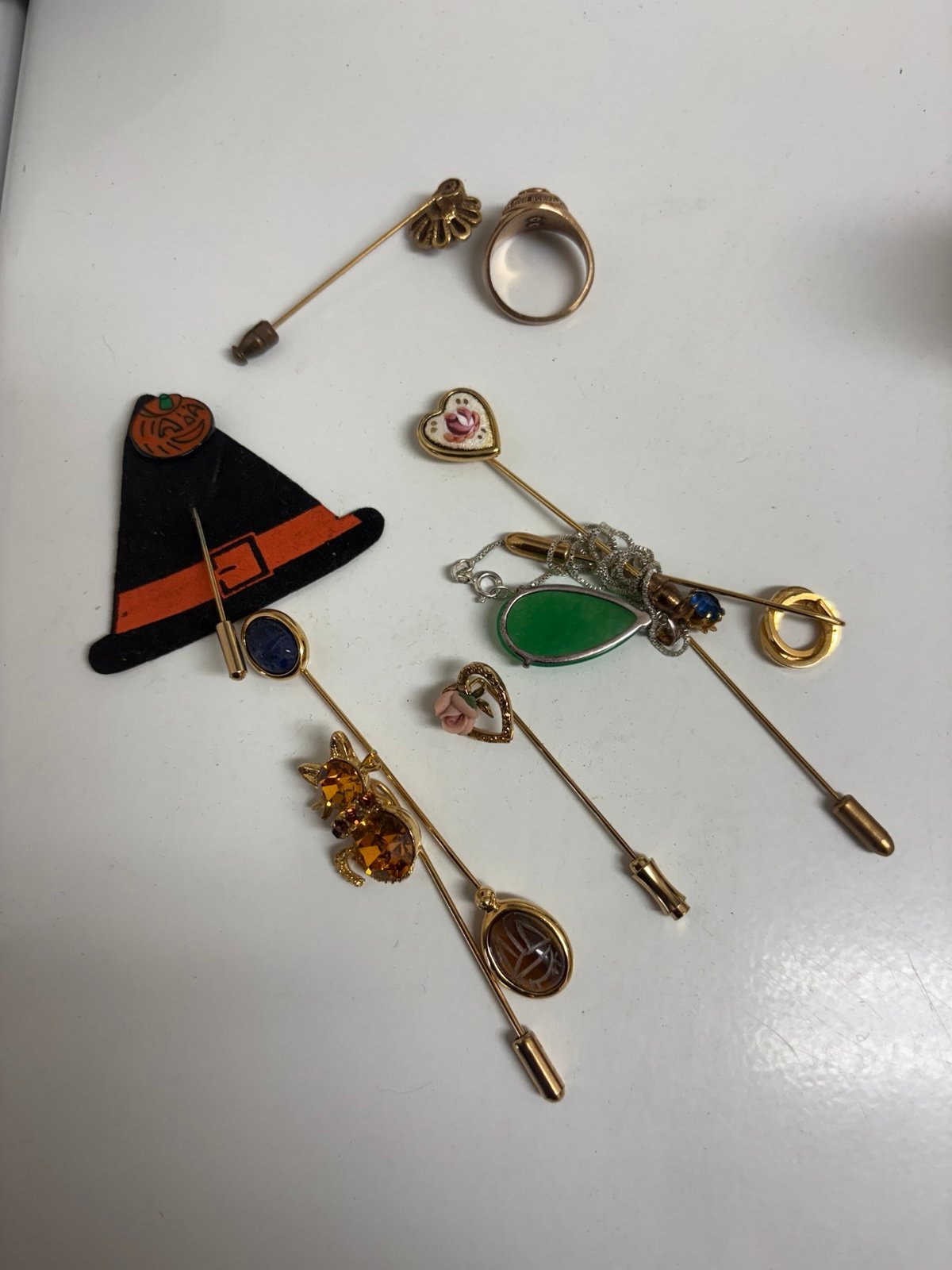 Miscellaneous gold  Lot