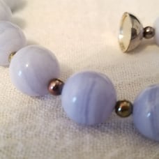 Vintage lacy agate stone beaded necklace